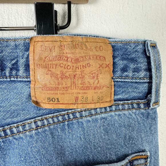 Levi’s 501 XX 38x30 Men's Original Fit Button Fly 100% Cotton Medium Wash Jean - Picture 9 of 13